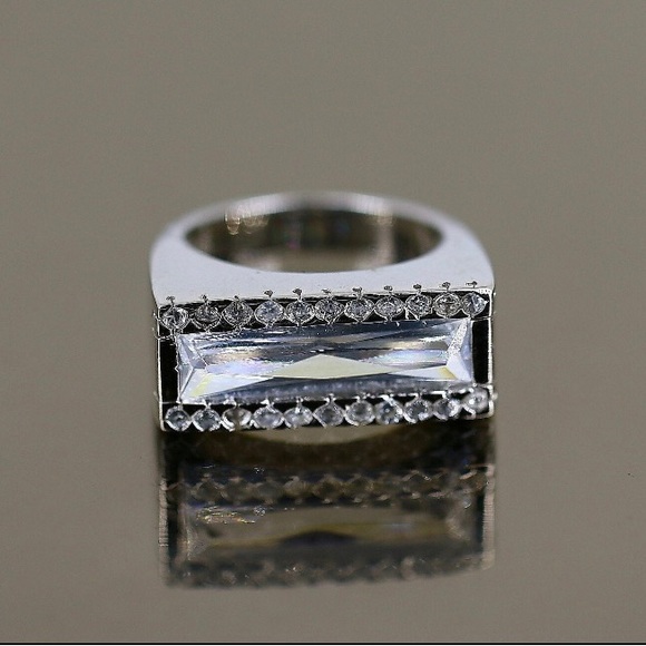 SOLD- Solid Sterling Silver Ring w/ Rectangular & Round Stones - size 7.25 - Picture 11 of 11